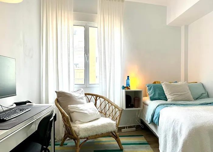 Couette-café Alex - Your Away Including Breakfast - In A Real Fuengirola