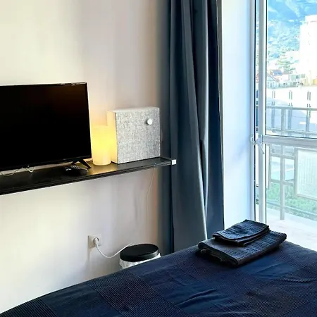 Alex - Your Away Including Breakfast - In A Real Bed and breakfast