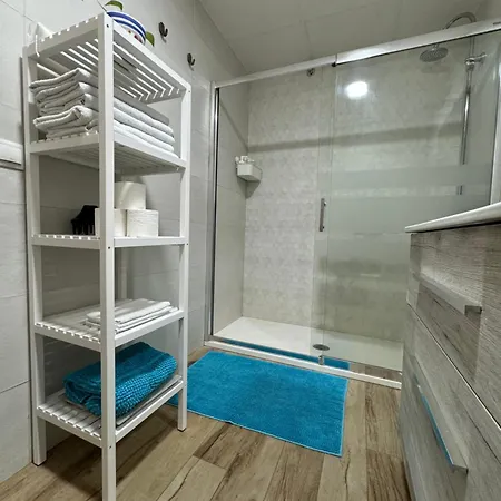 Alex - Your Away Including Breakfast - In A Real Bed & Breakfast