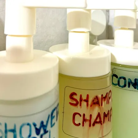 Alex - Your Away Including Breakfast - In A Real Bed & Breakfast Fuengirola